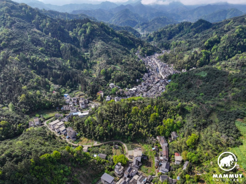 烟雨中的黑瓦白墙，MAMMUT黄山徽州古城百公里越野赛第5张